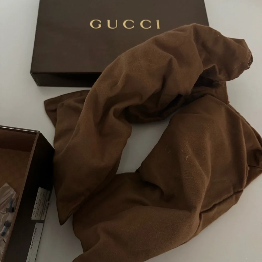 Gucci 4” black heels size 9 b - Picture 10 of 16